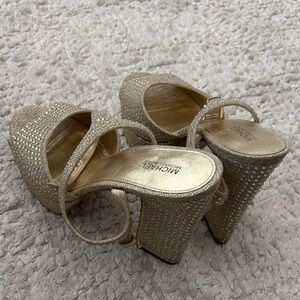 Michael Kors Glittering Gold Heels